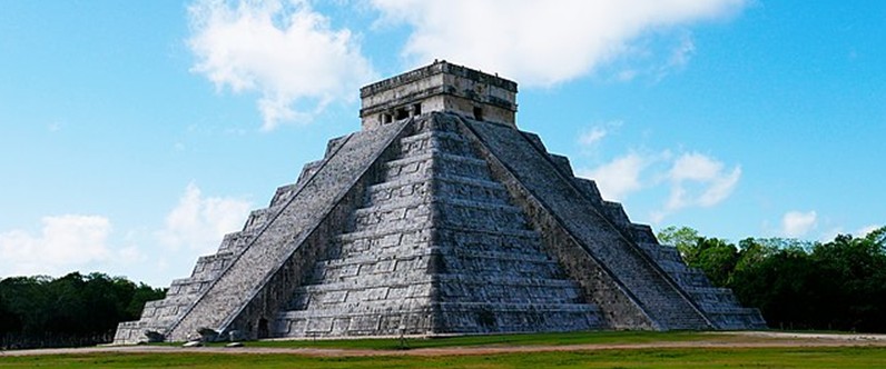 Kukulcán-Pyramide in Chichen Itza.